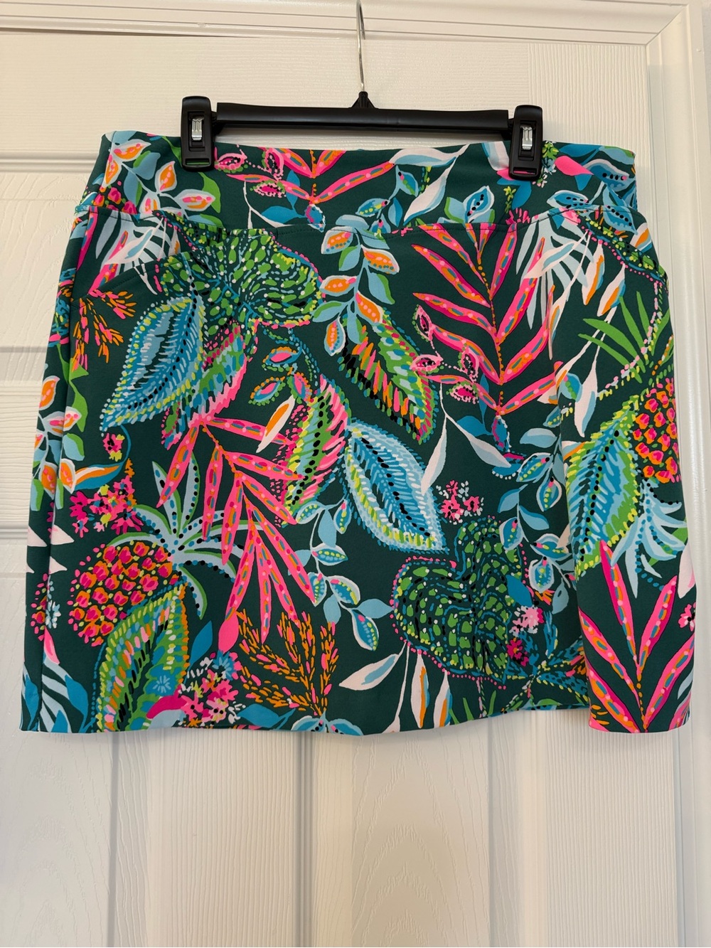 Lilly Pulitzer Luxletic Green Floral Skort with Pink & Aqua Accents